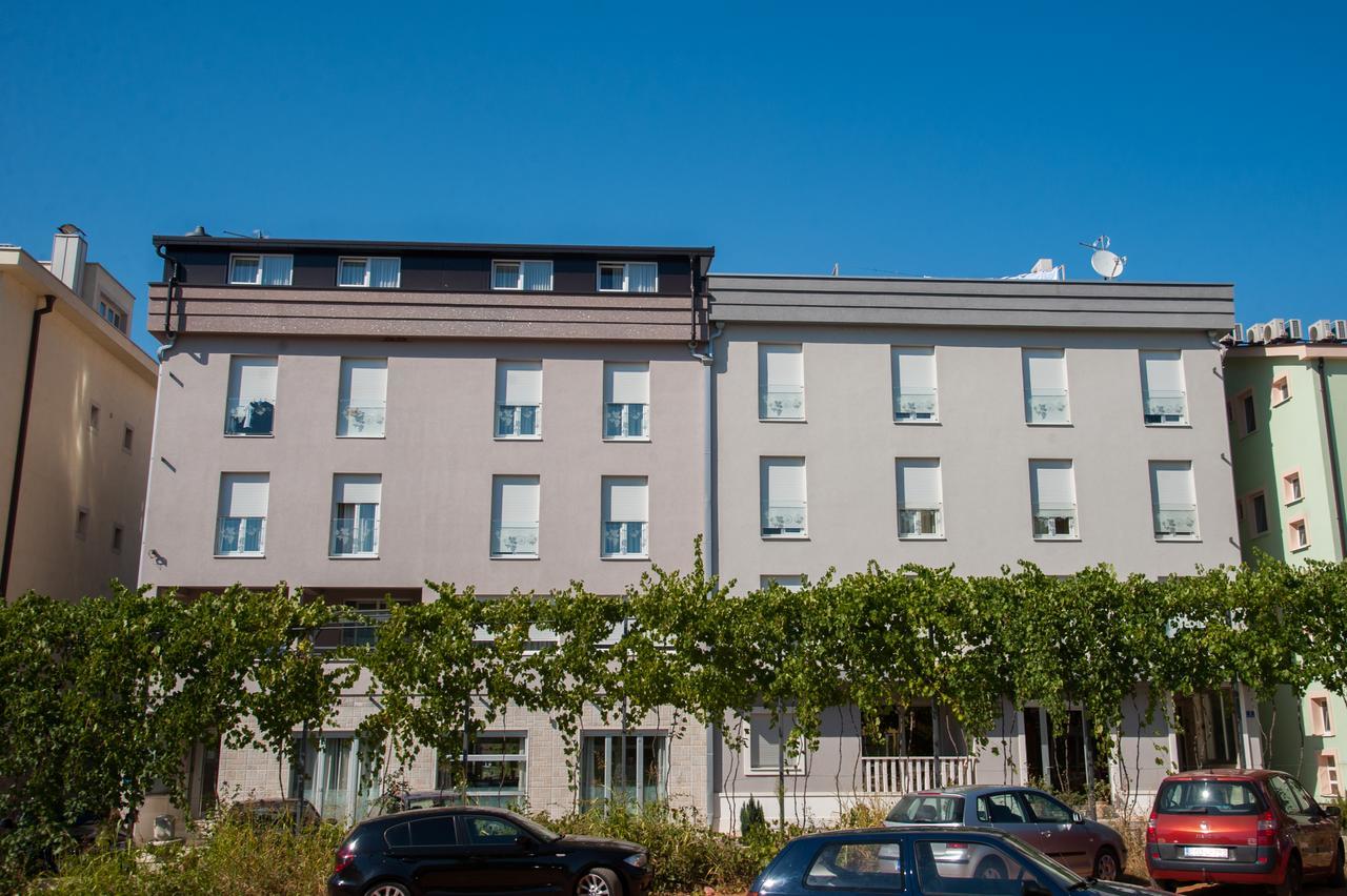 Hotel Glorija Međugorje Екстериор снимка